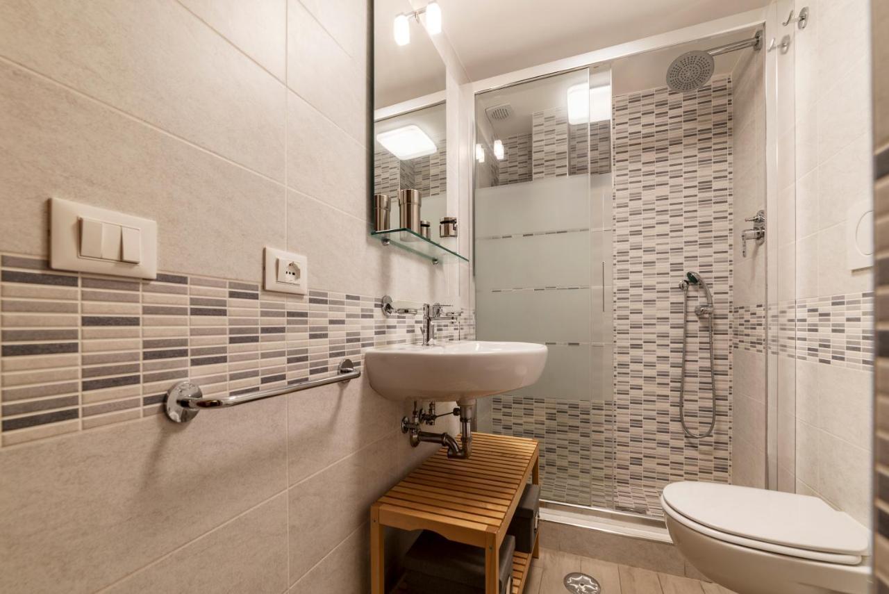 Termini Central And Elegant Apartment Рим Екстериор снимка