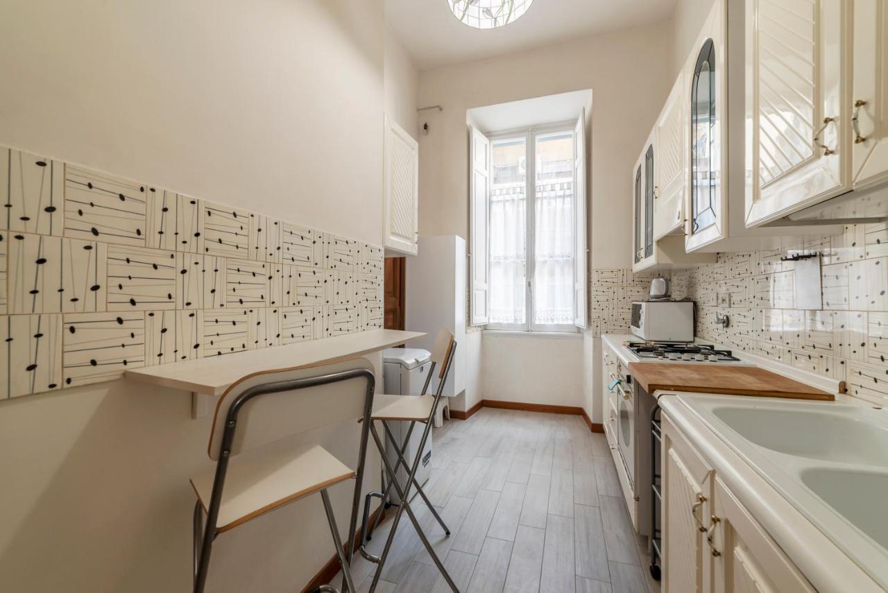 Termini Central And Elegant Apartment Рим Екстериор снимка