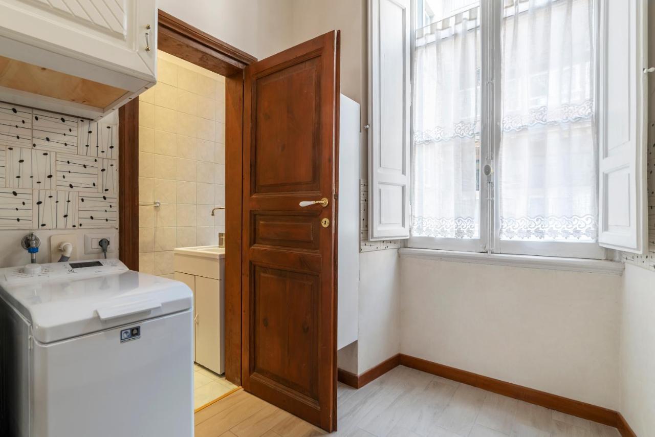 Termini Central And Elegant Apartment Рим Екстериор снимка